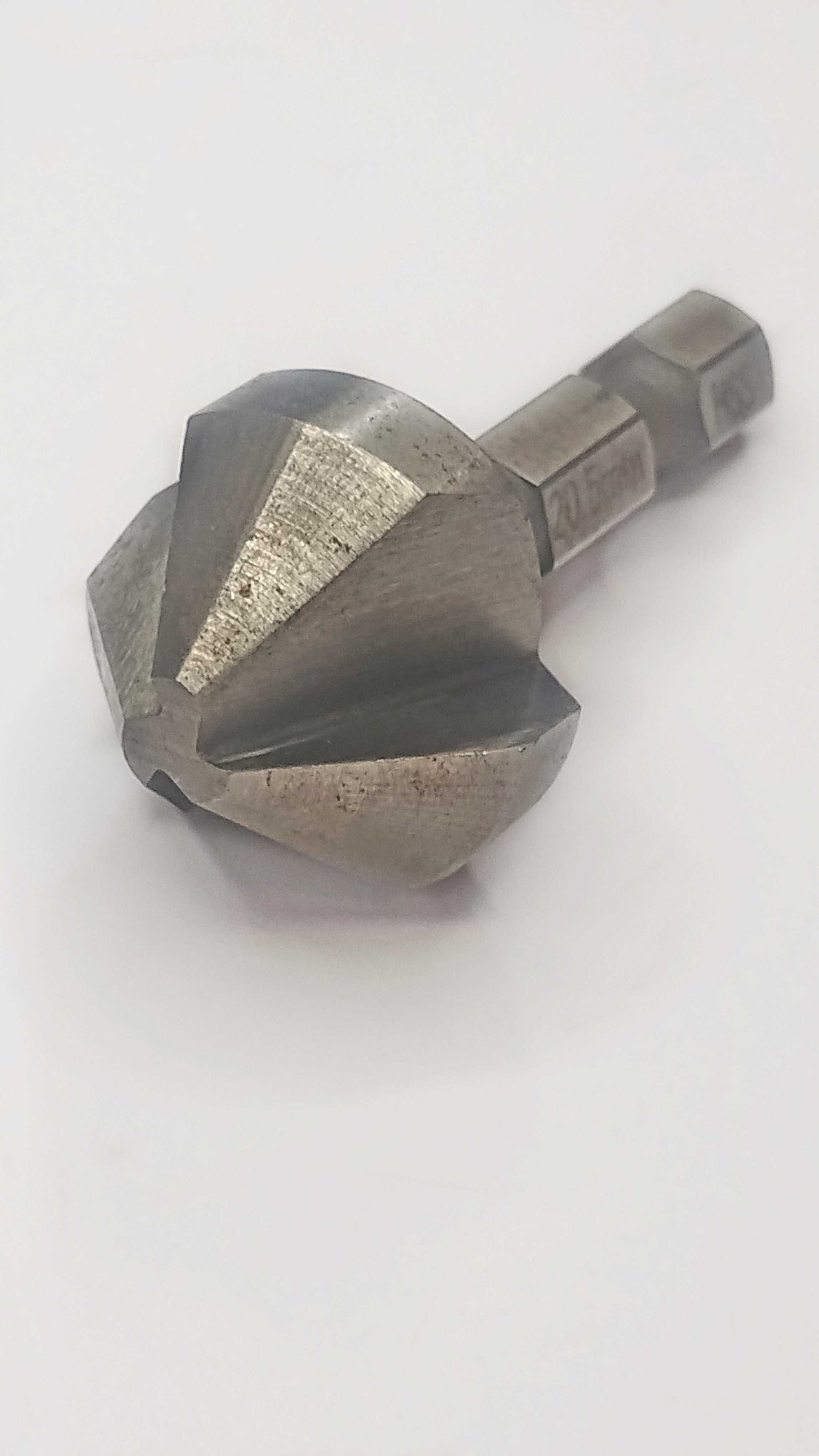 Frez do metalu i drewna AEG 20,5 mm