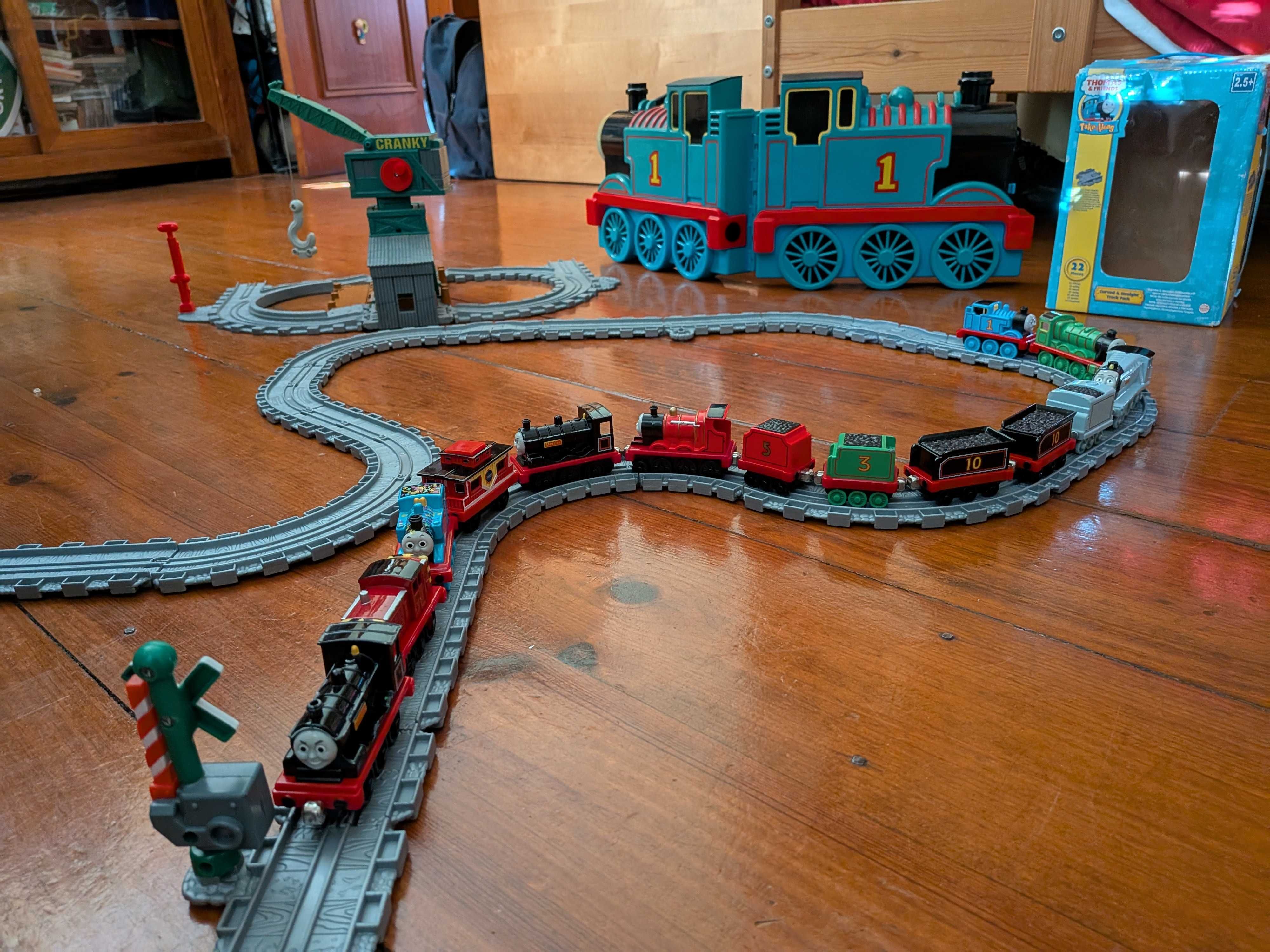 THOMAS & FRIENDS - Comboios+Circuíto+Grua+Garagem