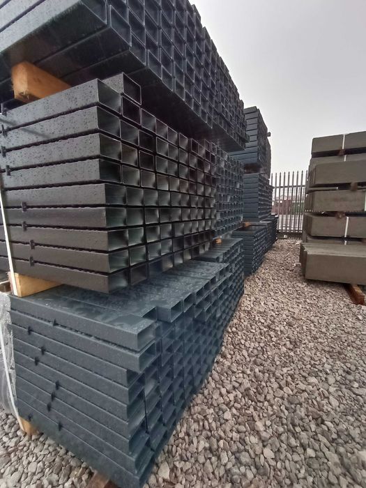 Słupek ogrodzeniowy Zn+RAL 60x40mm, H-2000mm