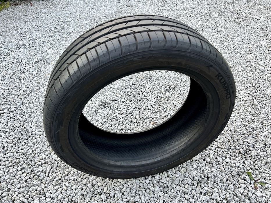 Opona 195/45/16 Kumho Ecsta HS52 rok 2022 letnia stan bdb