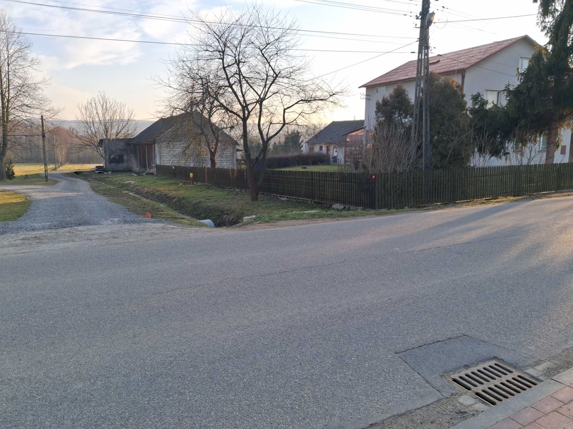 520 TYŚ. Dom z działką, gospodarstwo, zagroda siedliskowa