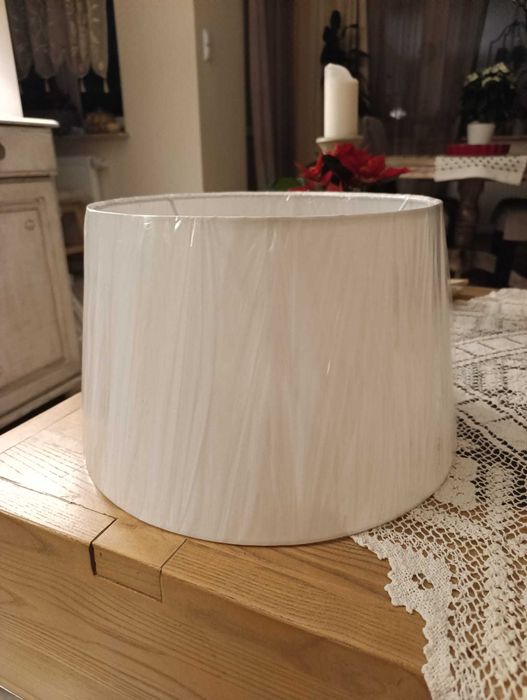 Abażur do lampy Loberon- nowy