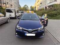 Toyota Auris Hybrid kombi + lpg