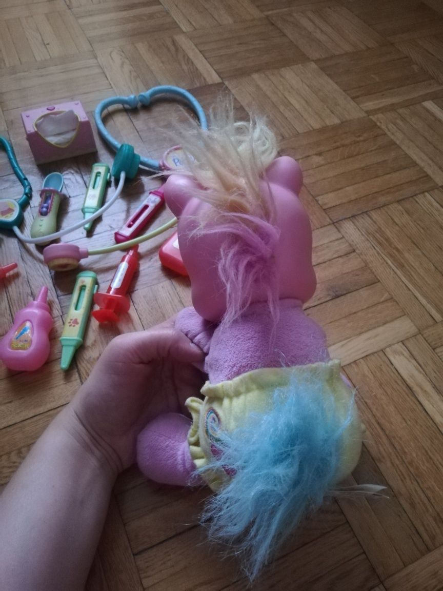 Hazbro My Little Pony chory jednorożec/kucyk Różyczka