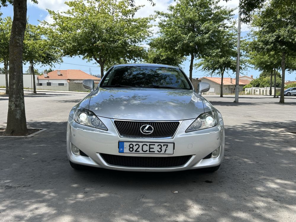 Lexus IS 220d SPORT | Topo de Gama | Nacional | IUC Antigo
