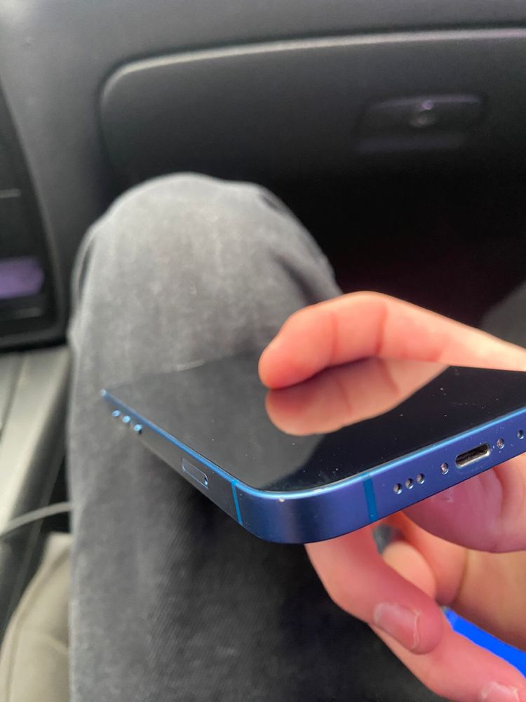 iPhone 13 - R-sim