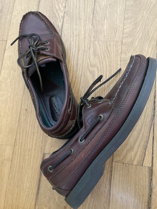 Sapatos de vela Sperry em Couro