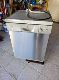 Máquina lavar louça