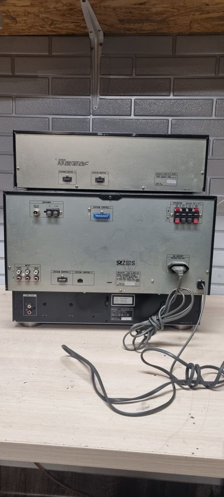 Wieza zestaw audio SONY z korektorem .100 Watt