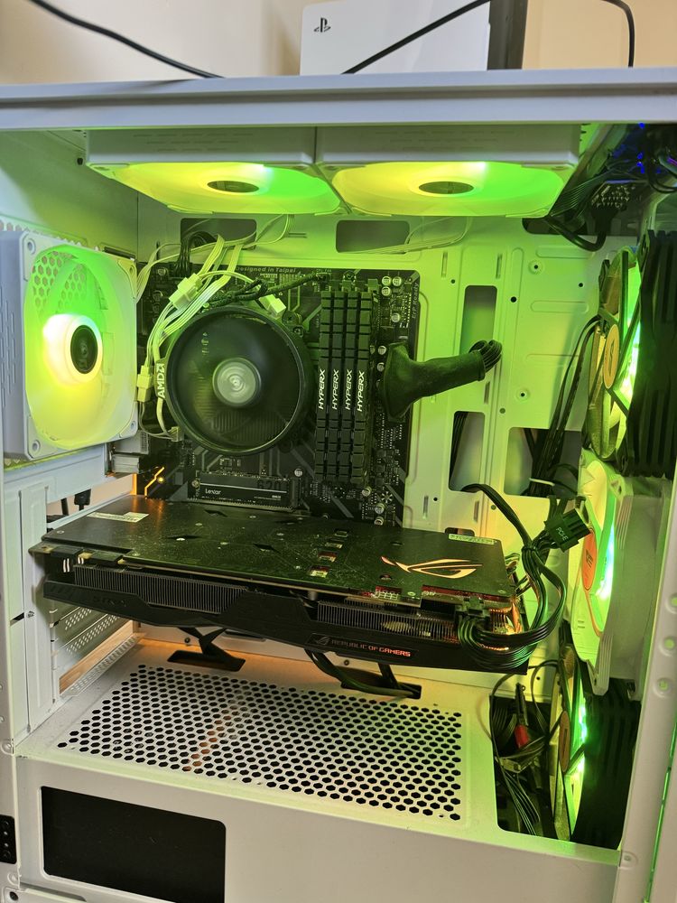 Komputer gamingowy/Ryzen 5 5600X/GTX 1070 8Gb