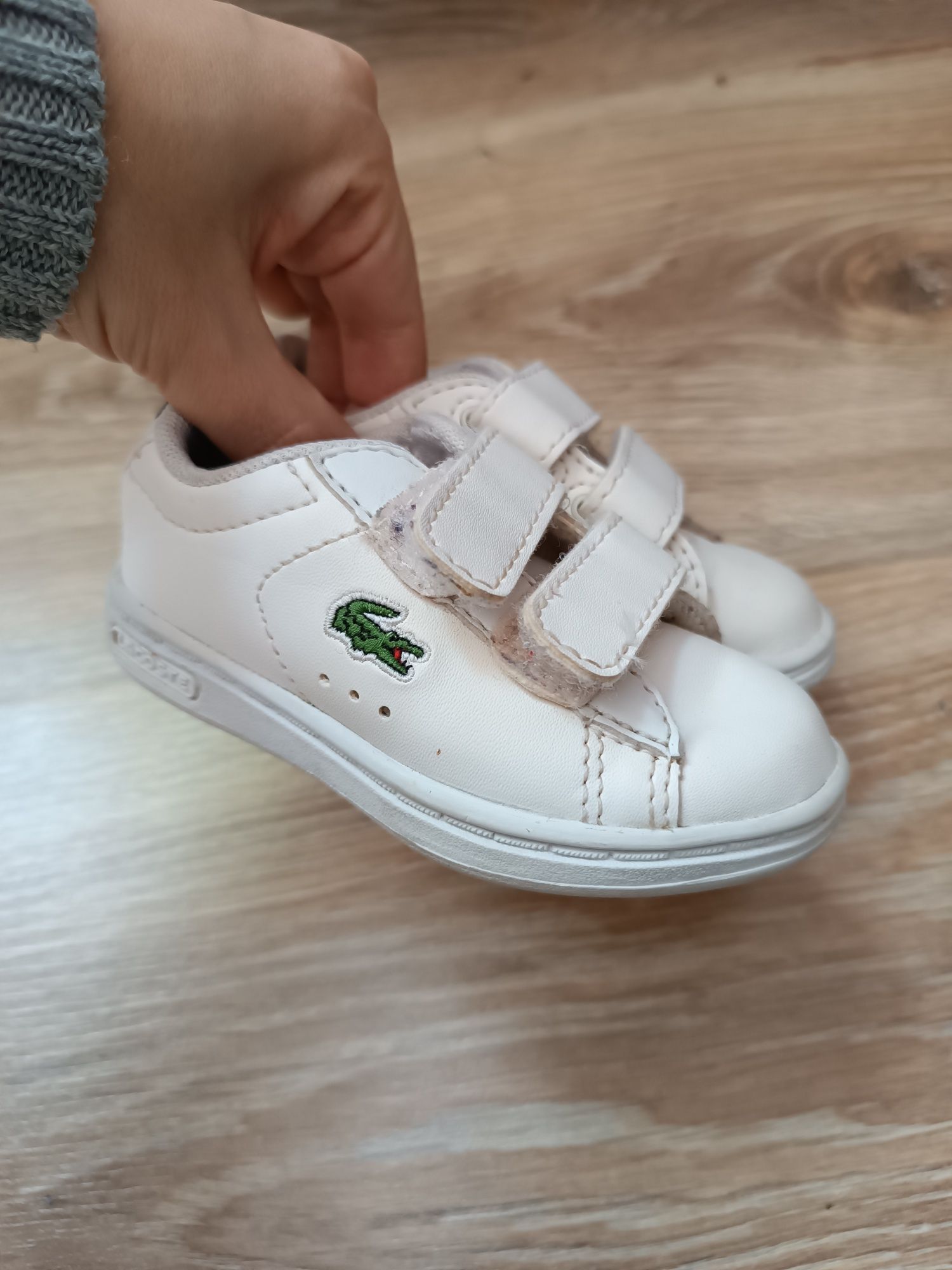 Buciki Lacoste 19 białe wkładka 12 cm