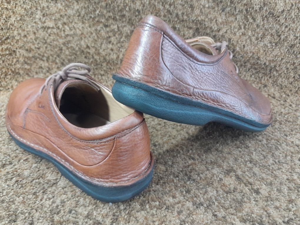Туфлі , мокасини шкіра оригінал  Clarks 44 розмір.