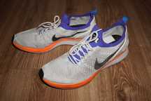Nike Mariah Flyknit Racer