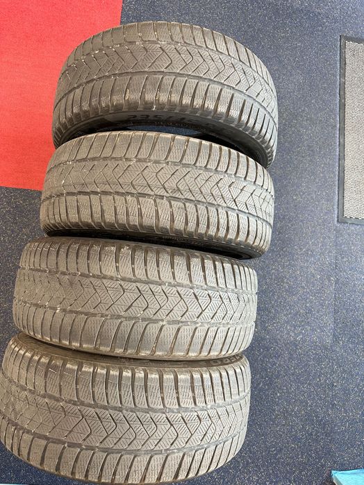 Opony zimowe Pirelli SOTTOZERO 3 - 235/45 R18