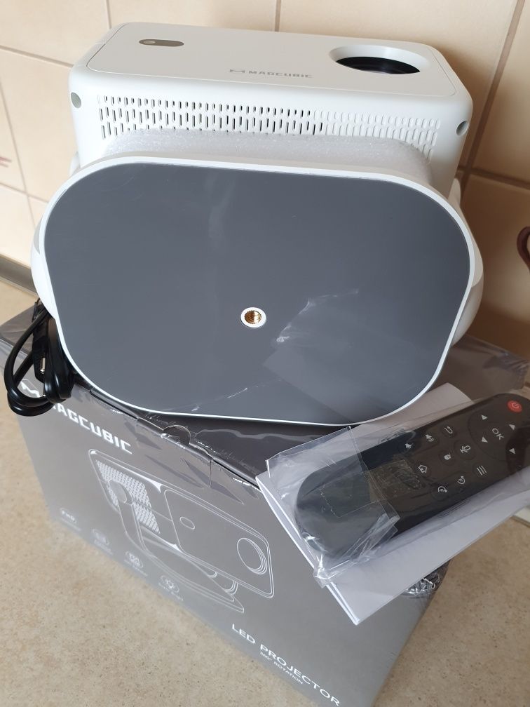 Magcubic L018 auto focus 4К android 11 wifi 6 bt5.3 подарунок гарантія