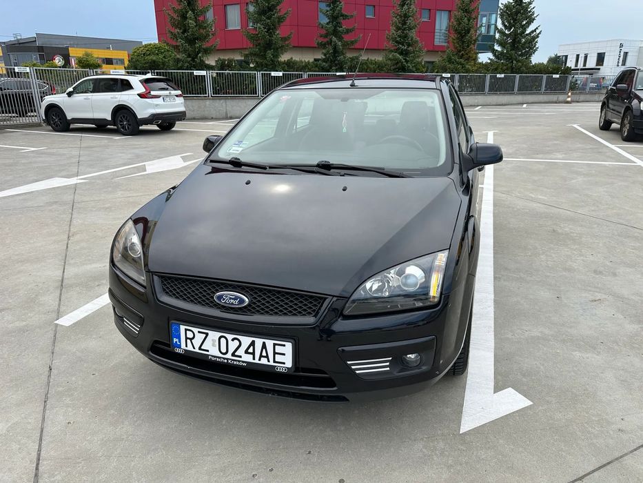 Ford Focus Używany Ford Focus Hatchback 2007, silnik 1,6, 100 KM, przebieg 100111