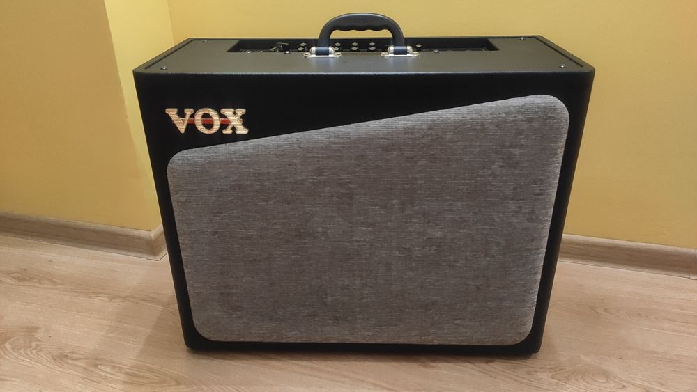 Wzmacniacz gitarowy combo VOX AV60