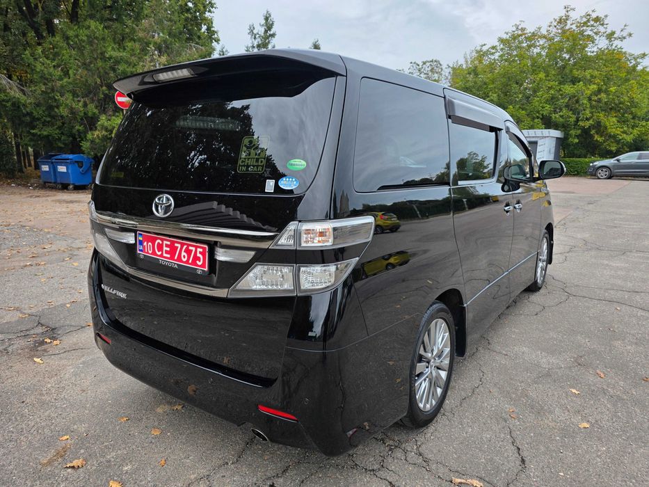 Toyota Vellfire 2013 2.4 автомат