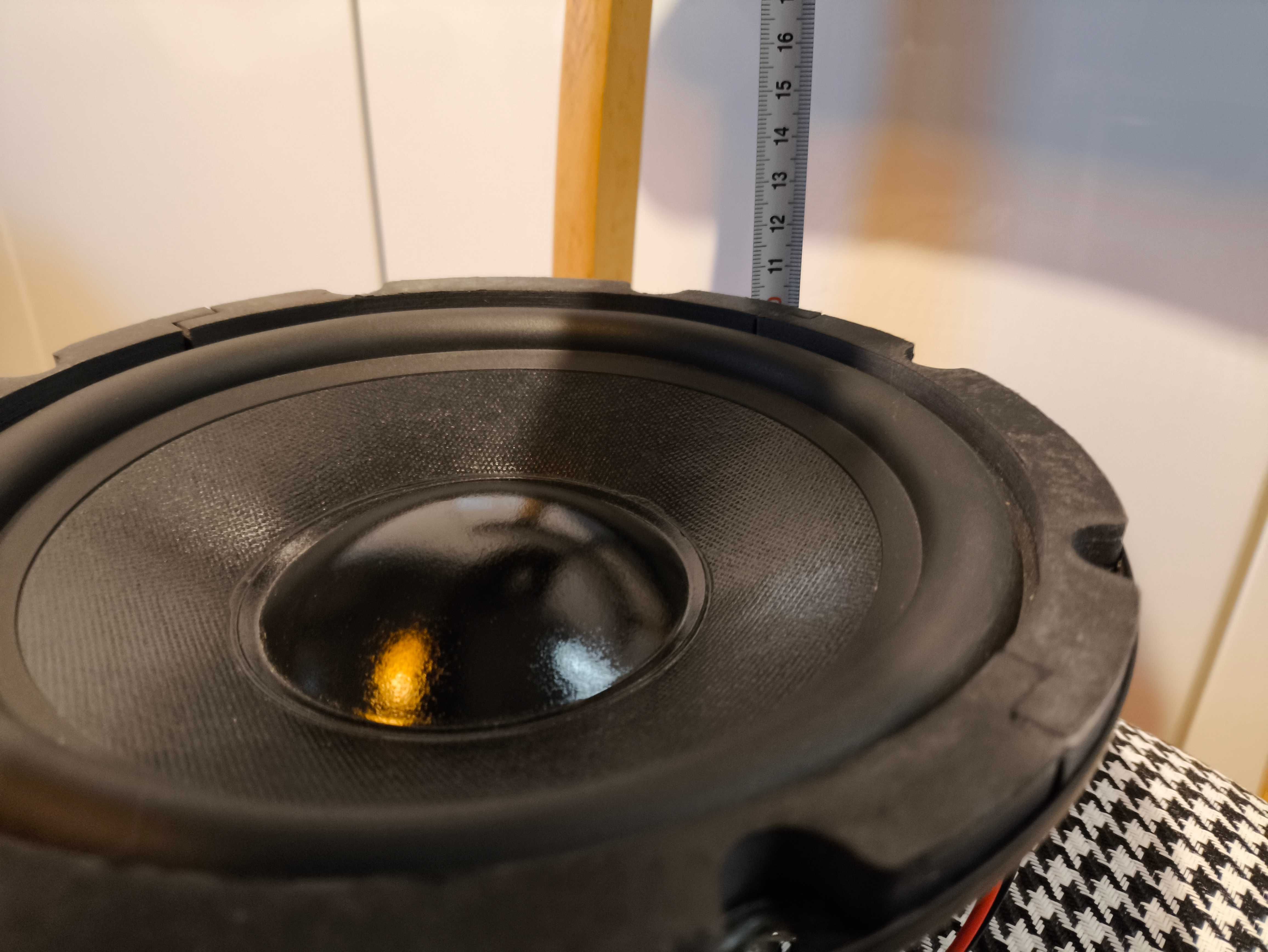 Głośnik niskotonowy cambridge soundworks woofer creative GigaWorks