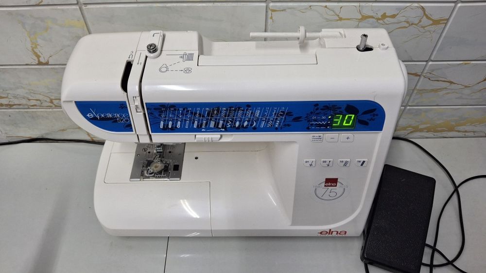 Japońska jak nowa maszyna do szycia komputerowa  ELNA
