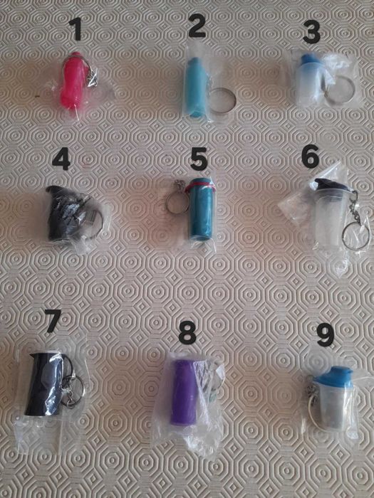 Porta-chaves e Ímans Tupperware Novos