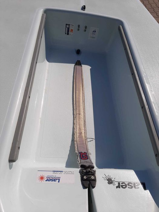 Jacht żaglowy, żaglówka, łódka ILCA Laser ICE BLUE