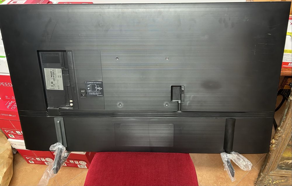Telewizor Samsung UE50AU8072U 50 cali