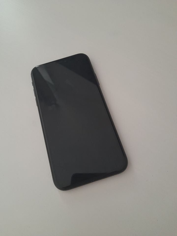 iPhoneXR stan dobry bez ładowarki