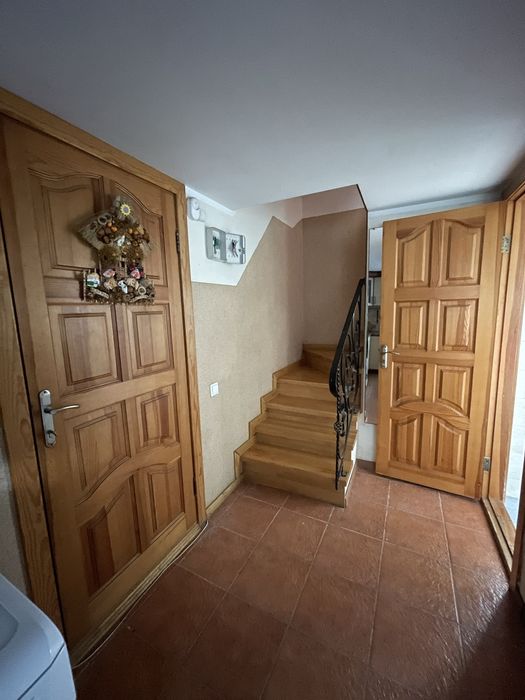 Продається 3 поверховий будинок,Михайлівка-Рубежівка,вул.Приозерна, 4.