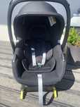 Fotelik Maxi Cosi Cabrio Fix I size + baza Isofix