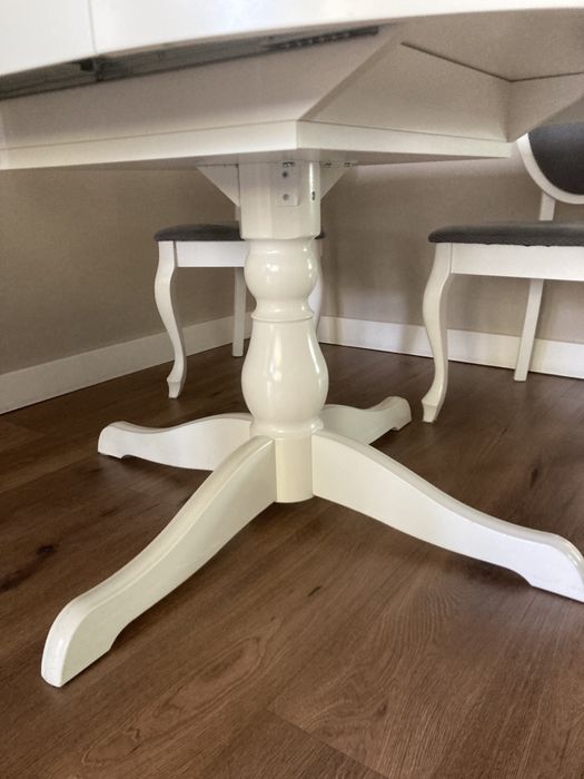 Stół okrągły ikea