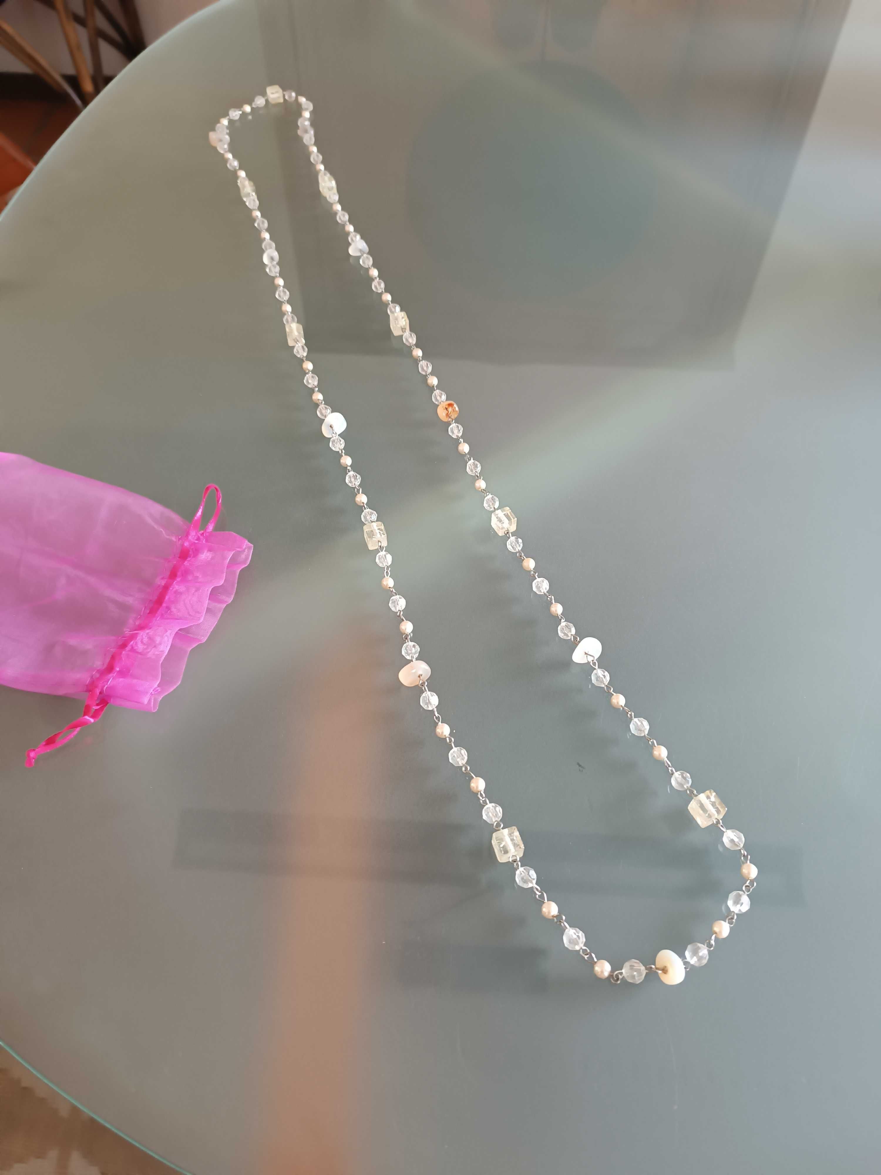 Elegante colar vintage