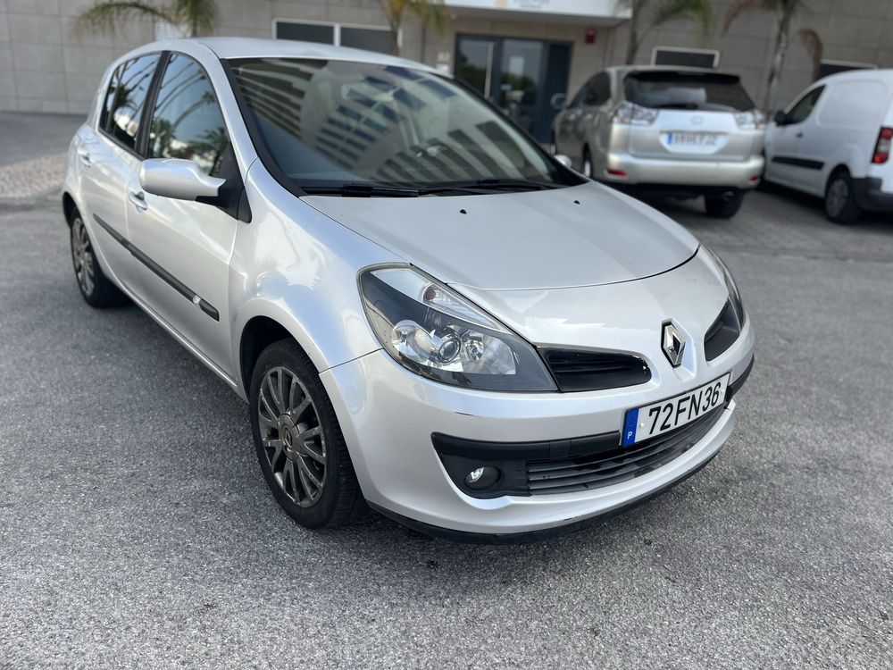Renault Clio 1.5DCI Dynamique Caixa Automatica Nacional