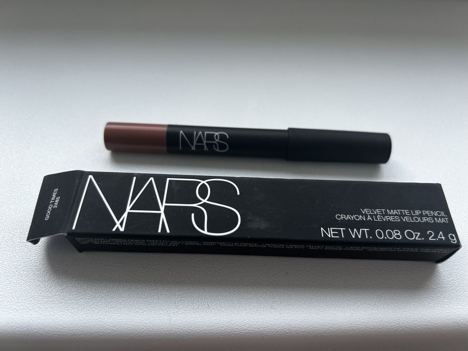 NARS kredka do ust