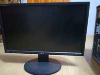 Sprzedam monitor + kabel zasilający