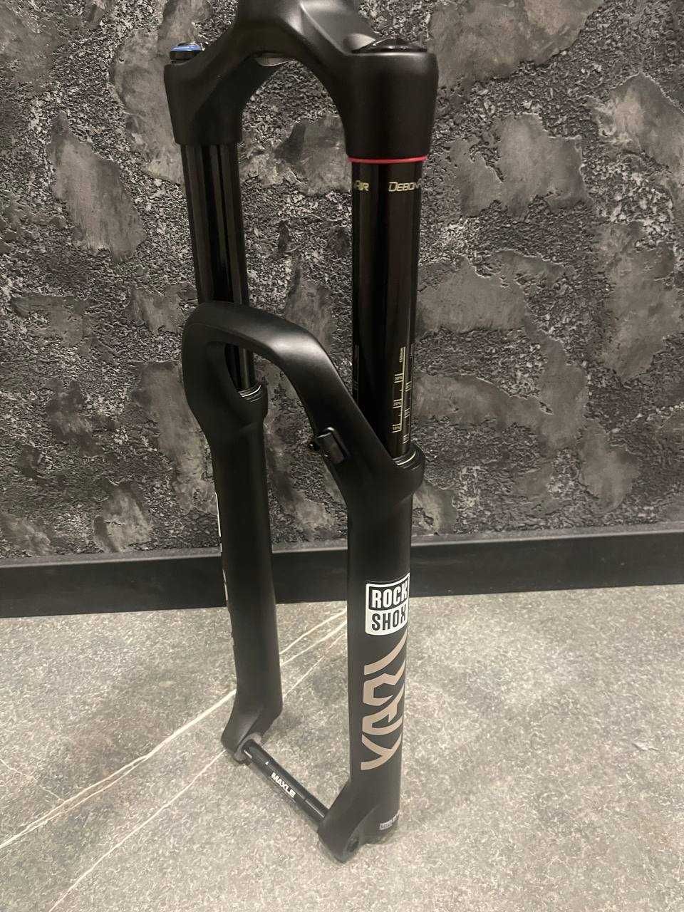 Вилка RockShox Yari 29 RC Debon Air 160mm boost 110x15 27,5  pike