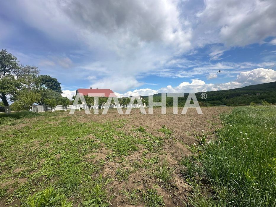 Продаж земельної ділянки 28 соток під будову Малий Кучурів