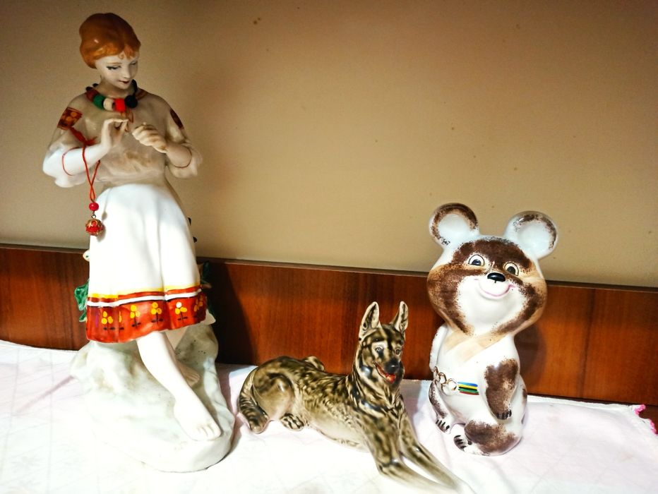 Продам статуетки