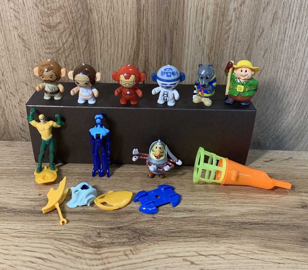 Киндер сюрприз игрушки фигурки коллекция