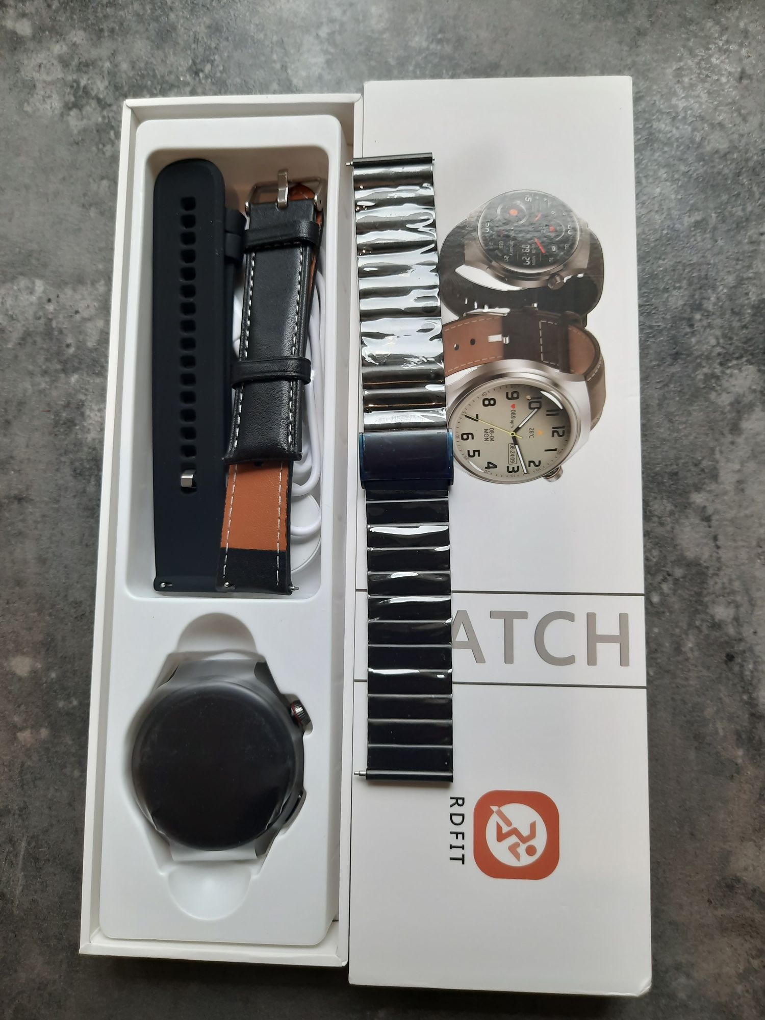 Smartwatch gt4 pro.