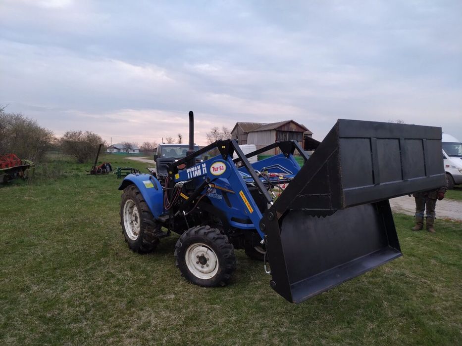 Навантажувач фронатальний TYTAN TUR-5.1 погрузчик кун