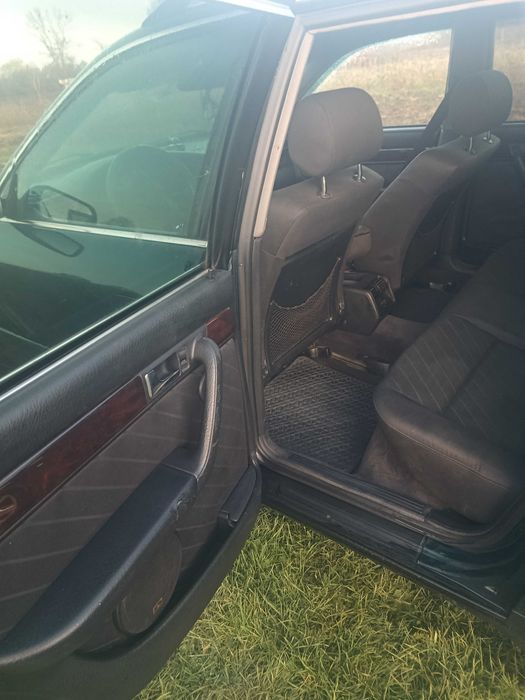 Audi A6 C4 універсал 6 Ступка