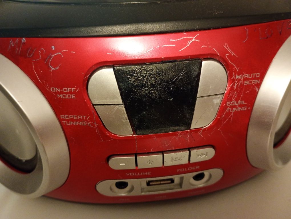 Radio radio radio