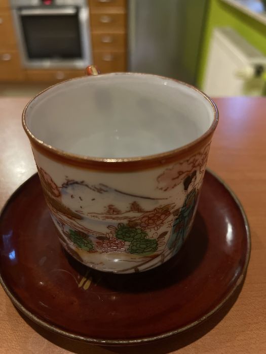 Japońska filiżanka porcelanowa