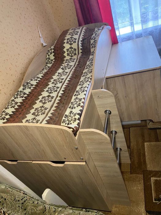 Продам кровать-чердак + матрац в подарунок