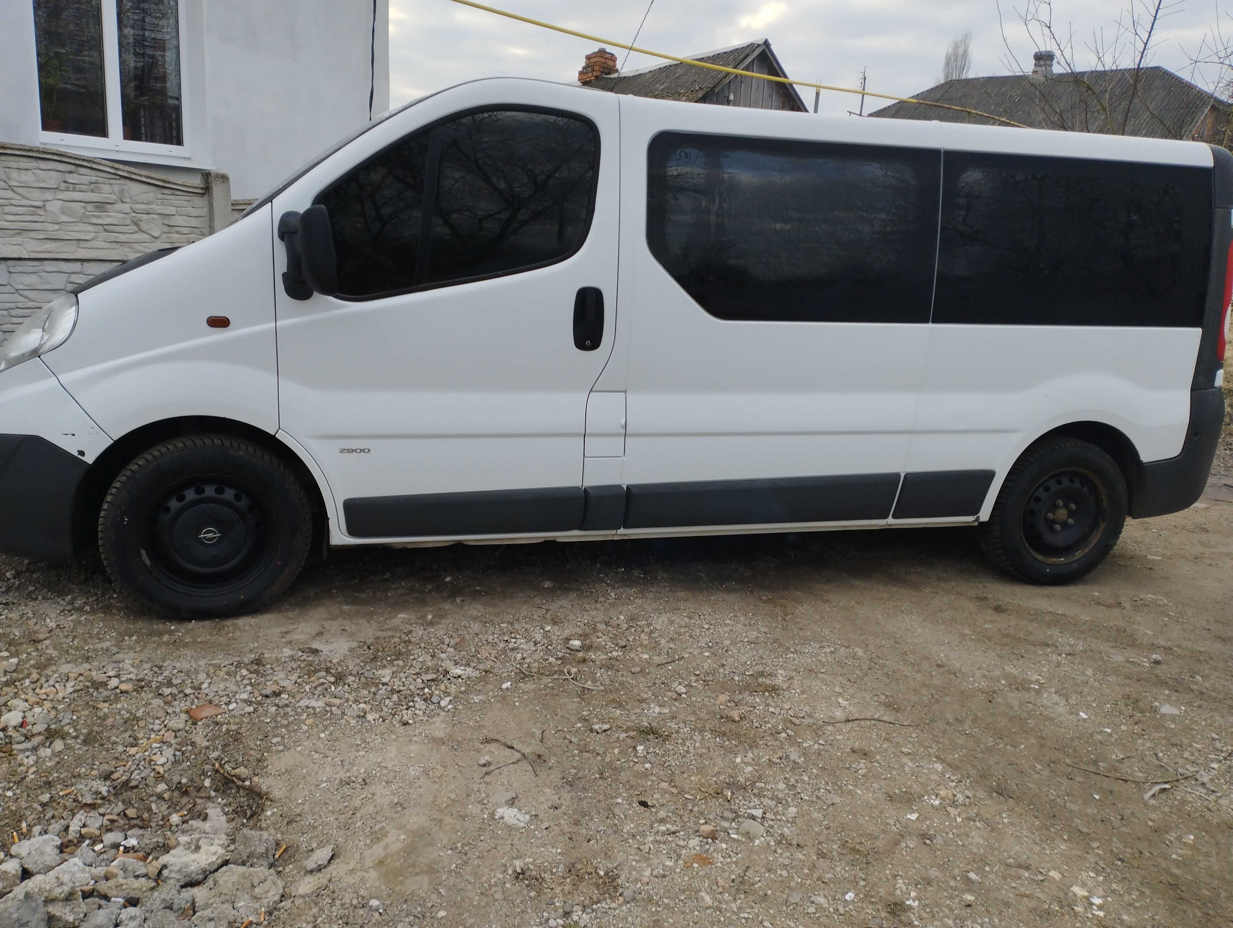 Продам Opel Vivaro в гарному стані