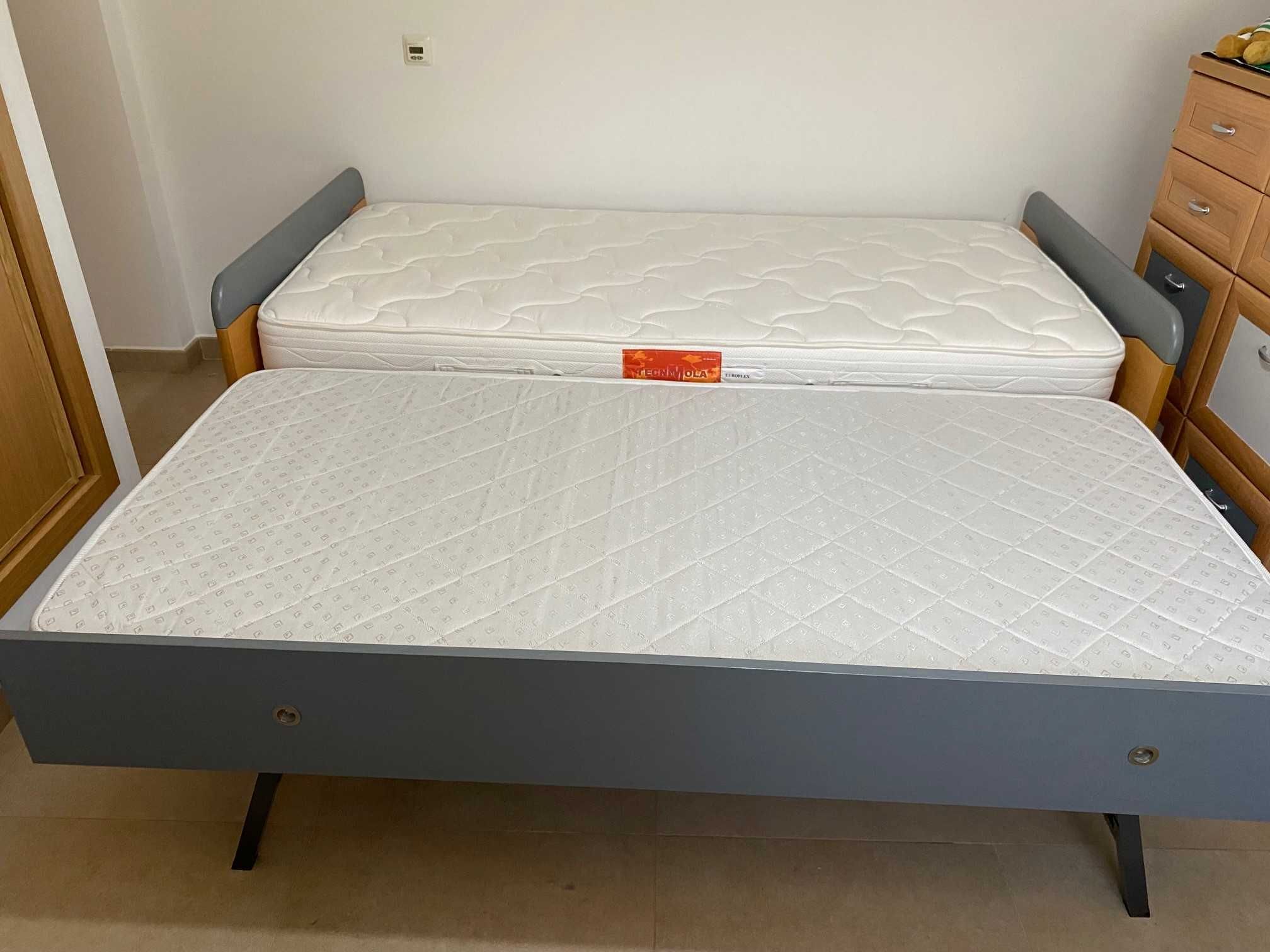 Redução de preço! Quarto de menino em excelente estado