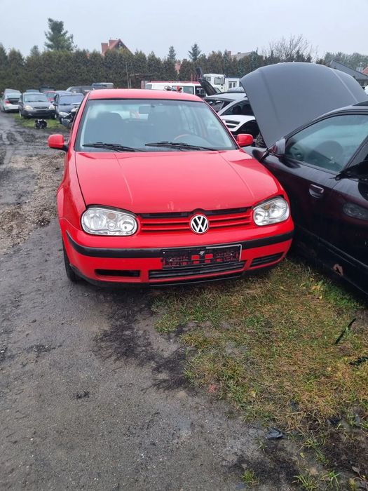 VW golf IV mk4 hb 1.4 16v LP3G skrzynia DUW na części