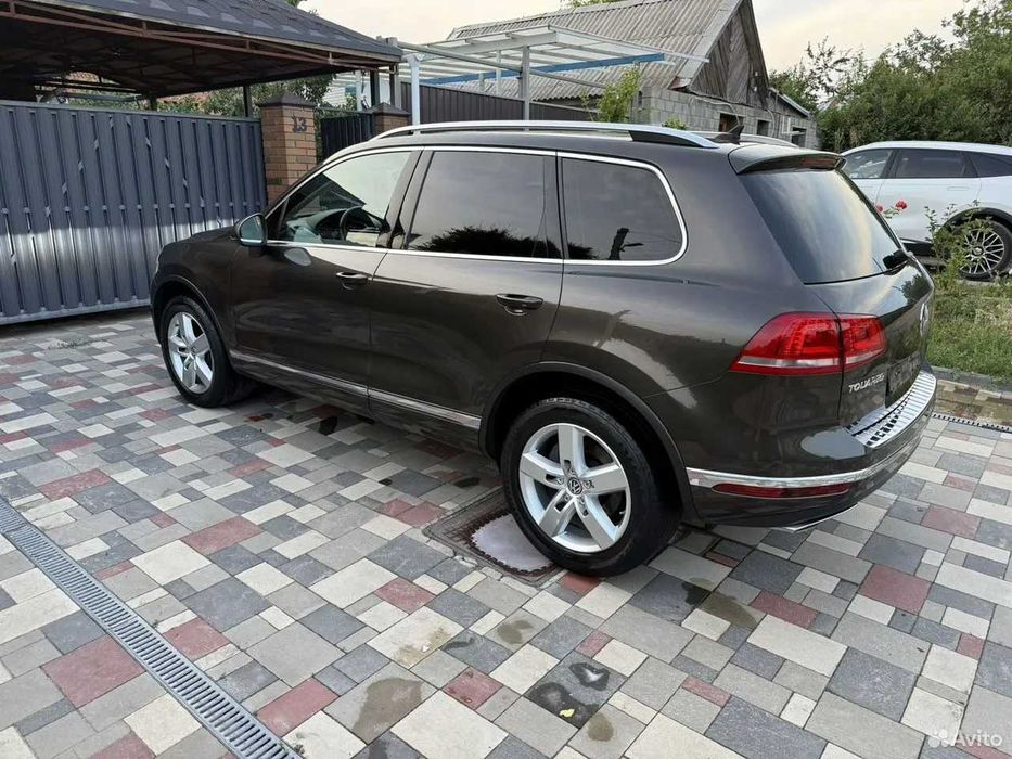 Volksvagen Touareg 2016