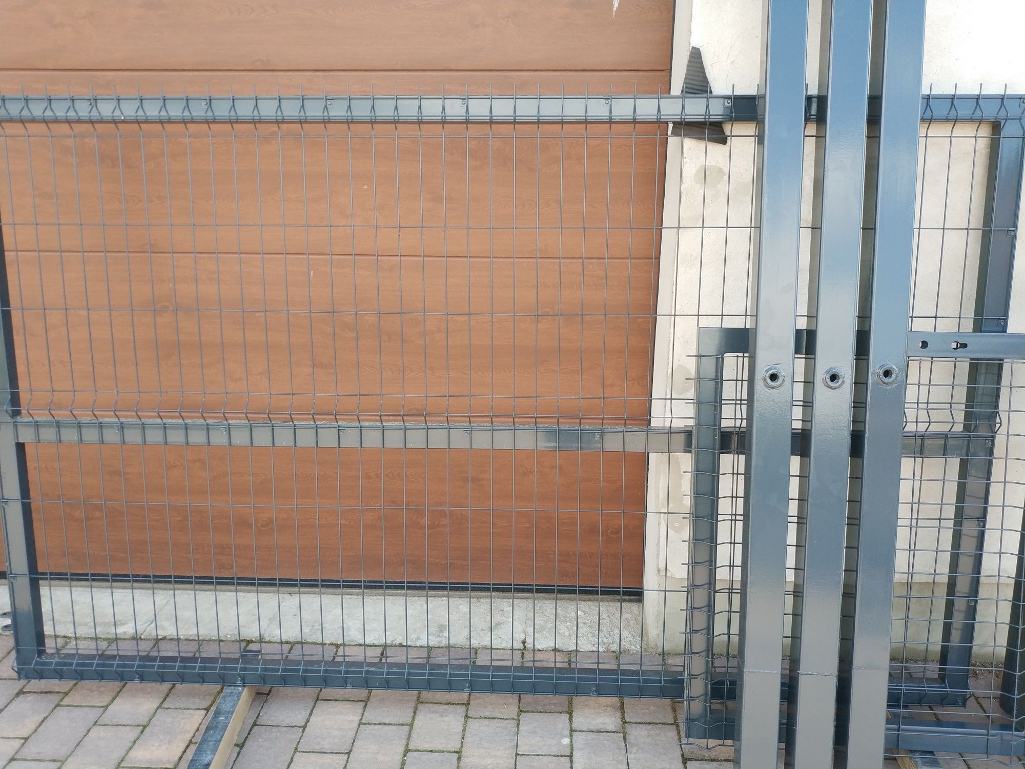 Brama panelowa dwuskrzydłowa, OCYNKOWANA OGNIOWO